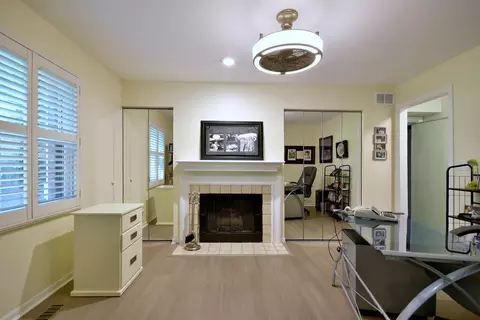 Other - 1912 Gresham Cir #A, Wheaton, IL 60189 photo 4 of 7