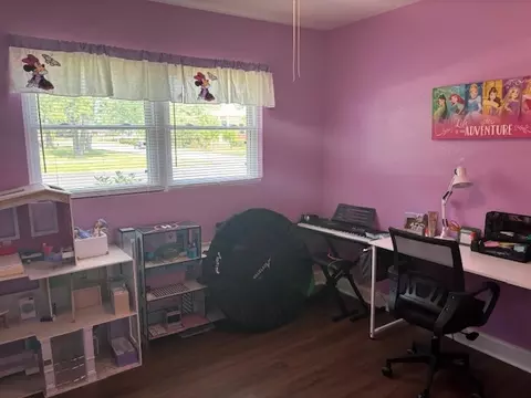 397 Newton St, Hoffman Estates, IL 60169 photo 9
