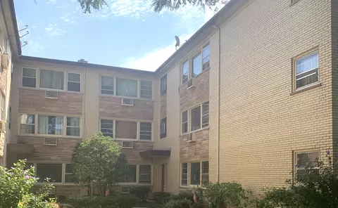 4765 N Linder Ave #2D, Chicago, IL 60630
