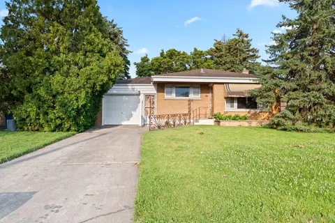 2725 Park St, Franklin Park, IL 60131