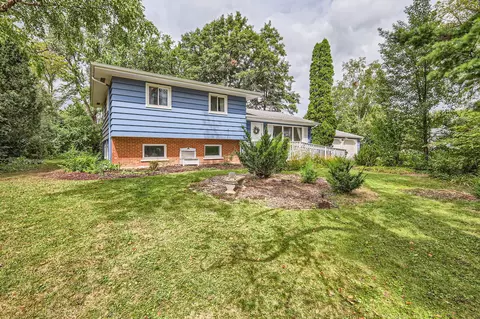 29 W270 National St, West Chicago, IL 60185