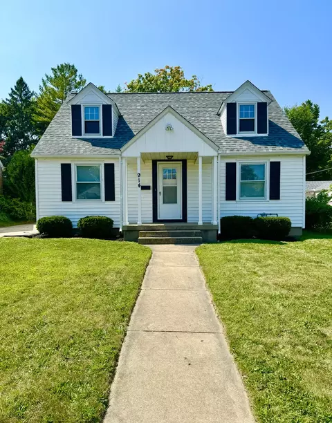 914 Leith Ave, Waukegan, IL 60085