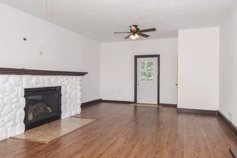 101 Tanner Dr, Bloomington, IL 61701 photo 8