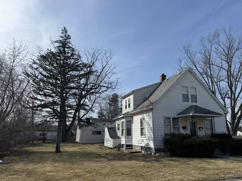 3006 Peoria St, Steger, IL 60475