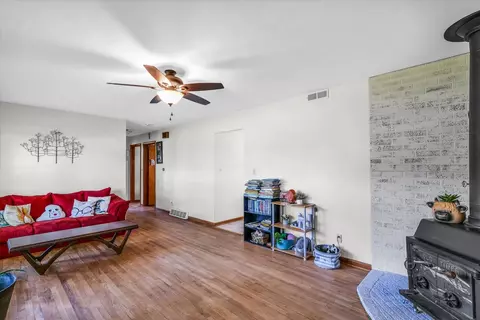 Living - 205 Hickory Dr, Roberts, IL 60962 photo 1 of 1