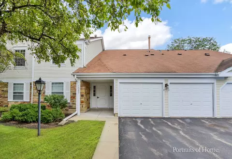 1587 Stonehill Ct #C, Wheaton, IL 60189