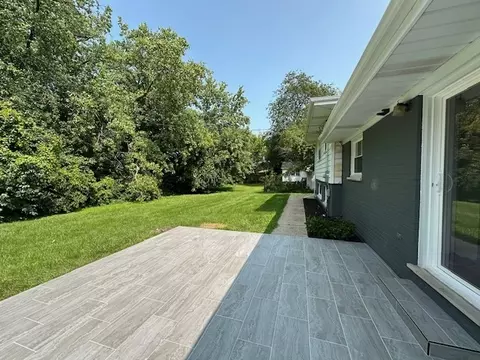 906 Revere Rd, Glenview, IL 60025 photo 28