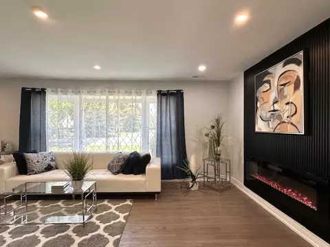906 Revere Rd, Glenview, IL 60025 photo 8