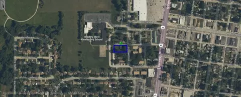 162 S Crosswell Ave, Bradley, IL 60915
