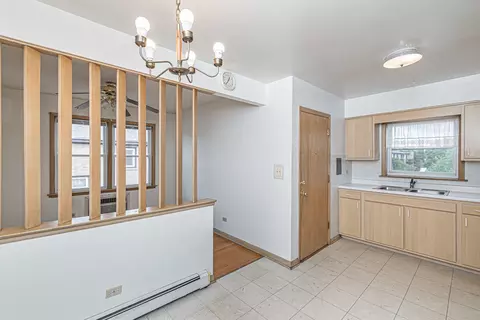 680 Beau Ct, Des Plaines, IL 60016 photo 28