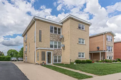 680 Beau Ct, Des Plaines, IL 60016