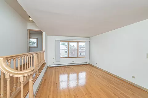 680 Beau Ct, Des Plaines, IL 60016 photo 23