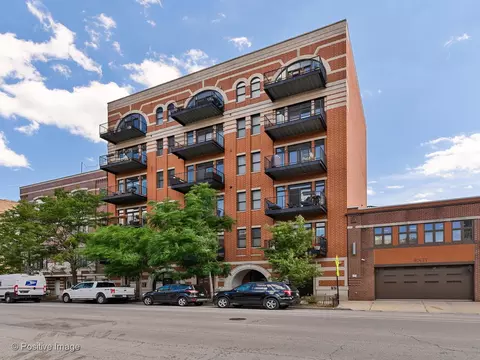 1355 W Washington Blvd #6D, Chicago, IL 60607