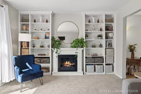 Living - 1215 Windsor Dr, Wheaton, IL 60189 photo 2 of 4