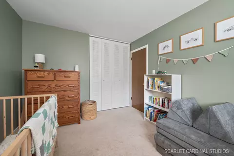 Bedroom - 1215 Windsor Dr, Wheaton, IL 60189 photo 4 of 4