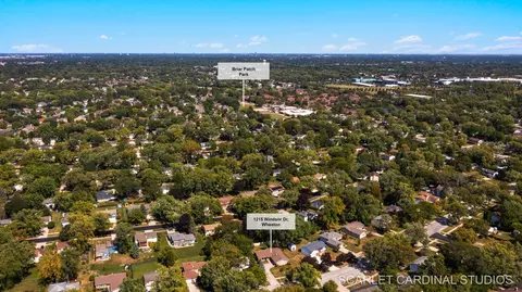 View/Area - 1215 Windsor Dr, Wheaton, IL 60189 photo 4 of 6