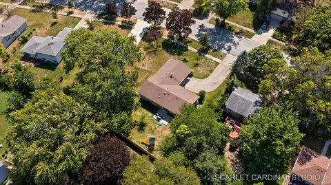 View/Area - 1215 Windsor Dr, Wheaton, IL 60189 photo 1 of 6