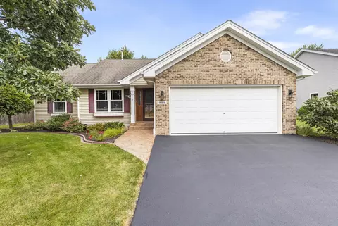 855 Bayfield Rd, Rockton, IL 61072