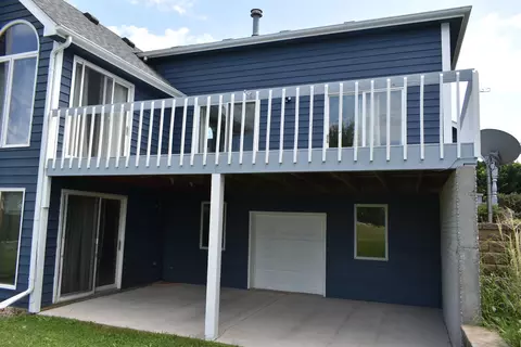 Exterior - 585 Fairway Dr, El Paso, IL 61738 photo 4 of 7