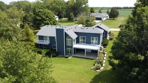 Other - 585 Fairway Dr, El Paso, IL 61738 photo 2 of 5