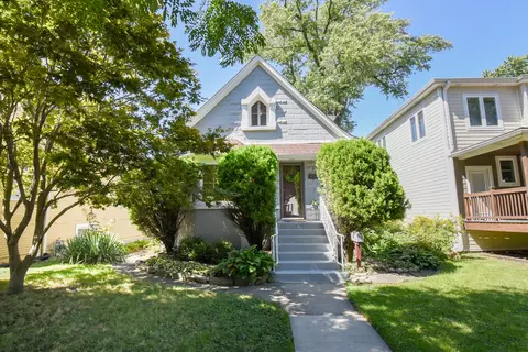 811 N Lombard Ave, Oak Park, IL 60302