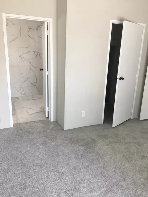 Bedroom - 29 Oyster Bay, Lakemoor, IL 60051 photo 1 of 4