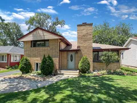 9628 Mansfield Ave, Oak Lawn, IL 60453