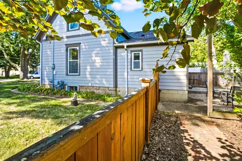 702 N Walnut St, Normal, IL 61761 photo 43