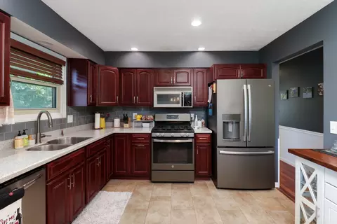 Kitchen - 306 Felmley Dr, Normal, IL 61761 photo 2 of 4