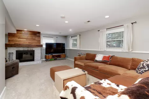Living - 306 Felmley Dr, Normal, IL 61761 photo 3 of 5