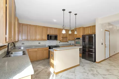 314 Weymouth Ave, Elgin, IL 60124 photo 19