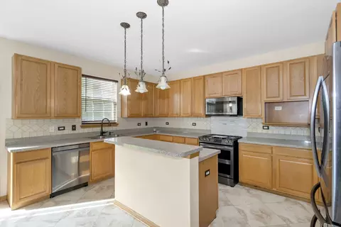 314 Weymouth Ave, Elgin, IL 60124 photo 20