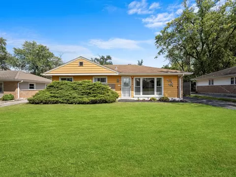 437 Indianwood Blvd, Park Forest, IL 60466