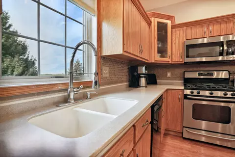 2 Fieldcrest Dr, Monticello, IL 61856 photo 19