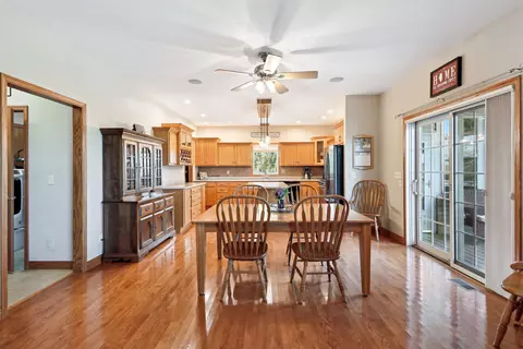 2 Fieldcrest Dr, Monticello, IL 61856 photo 15