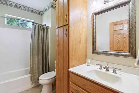2 Fieldcrest Dr, Monticello, IL 61856 photo 31