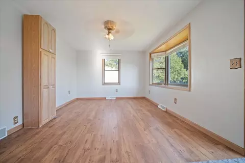 106 E Field St, Secor, IL 61771 photo 4