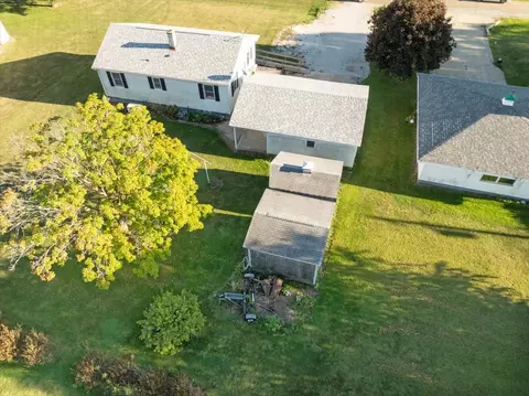 106 E Field St, Secor, IL 61771 photo 24