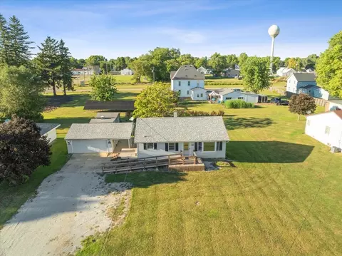 106 E Field St, Secor, IL 61771 photo 26