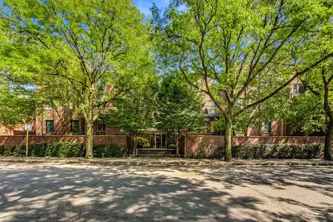 1651 N Dayton St #302, Chicago, IL 60614