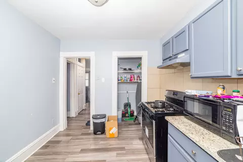 Entry Way - 11266 S Champlain Ave, Chicago, IL 60628 photo 1 of 4