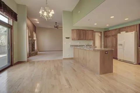 Living - 403 E Main St, Newark, IL 60541 photo 5 of 6