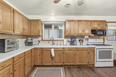 1705 W 34th St, Steger, IL 60475 photo 10