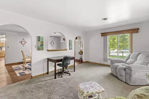 1705 W 34th St, Steger, IL 60475 photo 7