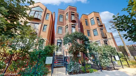 2416 W Cortez St #2, Chicago, IL 60622