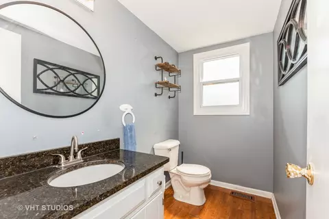 6906 Applegate Dr, Plainfield, IL 60586 photo 4