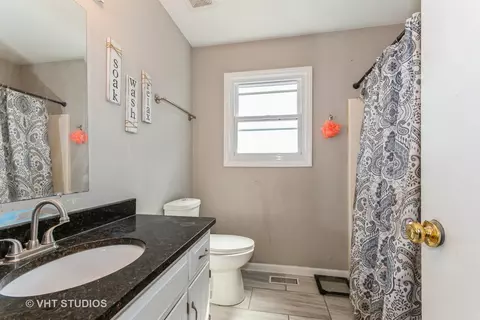 6906 Applegate Dr, Plainfield, IL 60586 photo 9