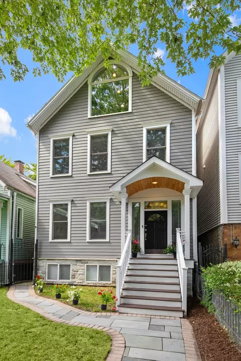 2648 N Burling St, Chicago, IL 60614