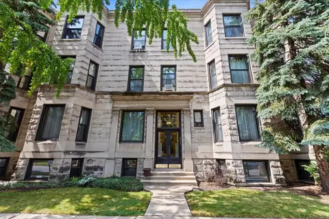 342 N Austin Blvd #3, Oak Park, IL 60302
