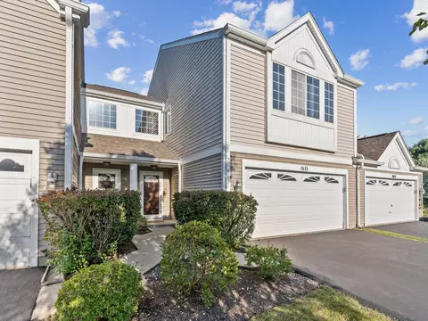 Exterior - 1615 Spaulding Rd #517, Bartlett, IL 60103 photo 2 of 5